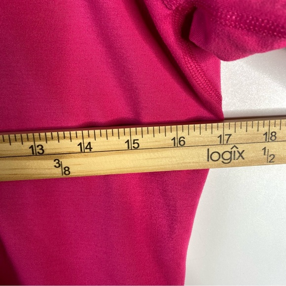 Nike Women NFL Team Apparel 1/4 Pullover Broncos Sz M Pink Breast Cancer Ribbion - Picture 9 of 9